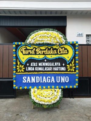 Papan Bunga Duka di Sumo